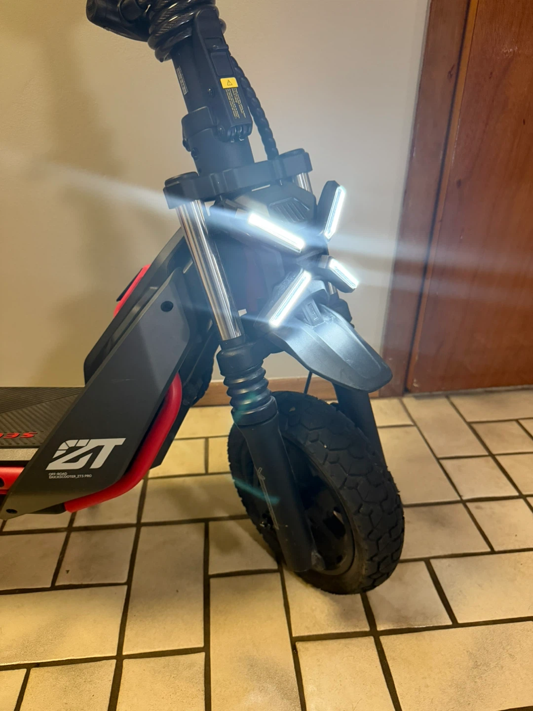 Segway ZT3 Pro Electric Scooter - photo 3