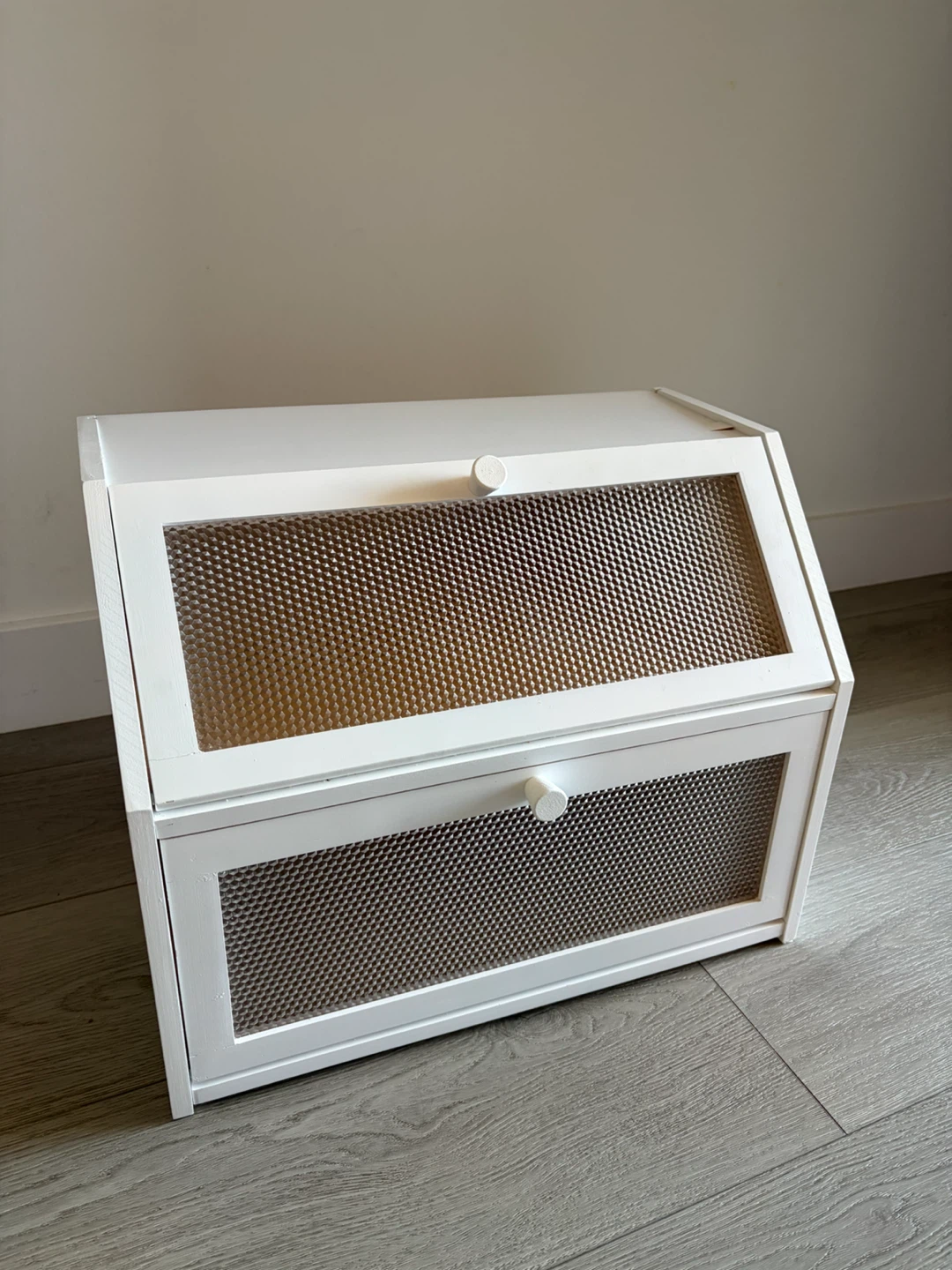 Bread box
