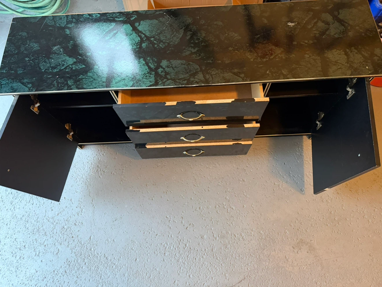 Green faux marble desk console - photo 2