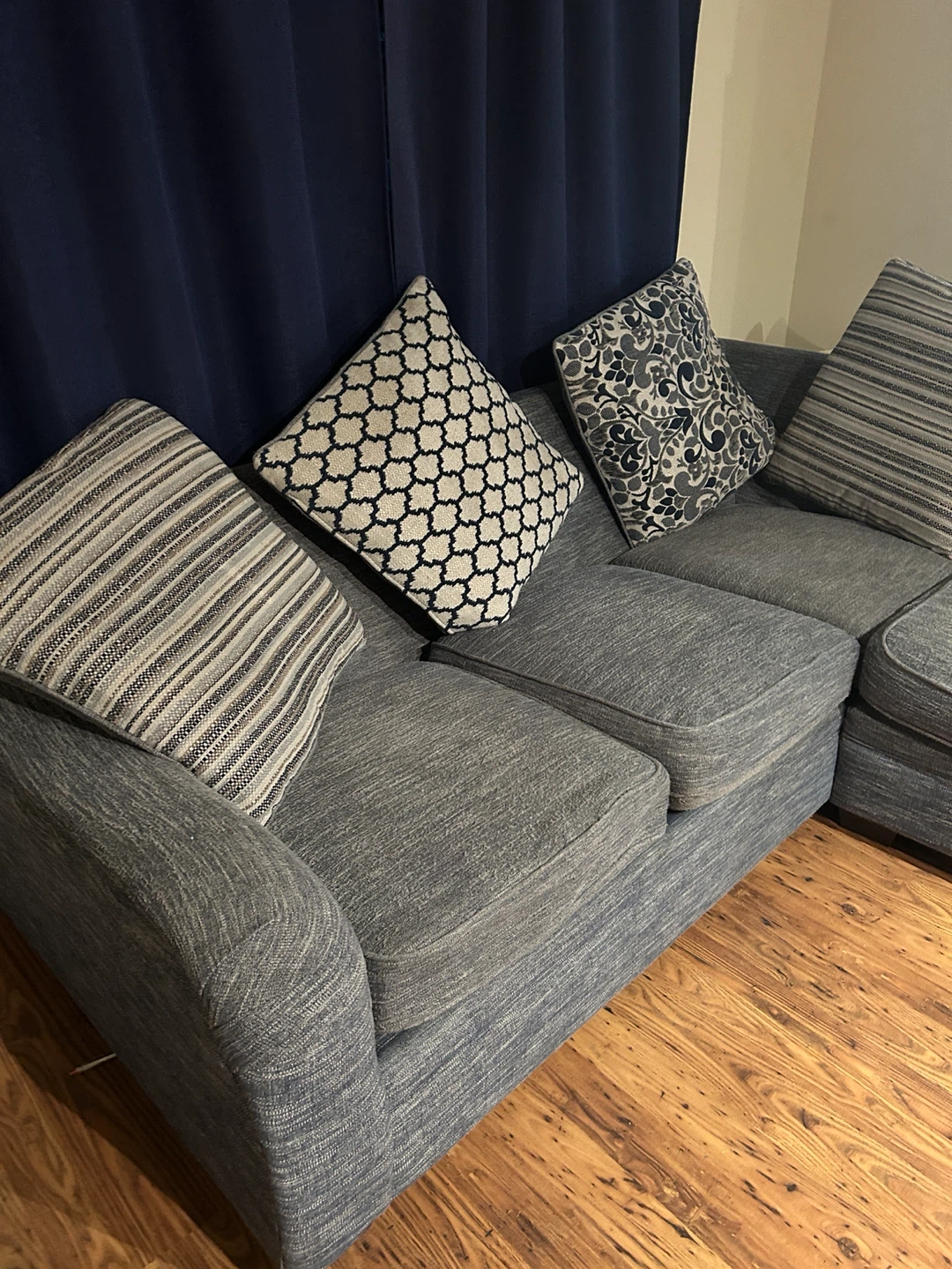 Living room furniture - photo 2