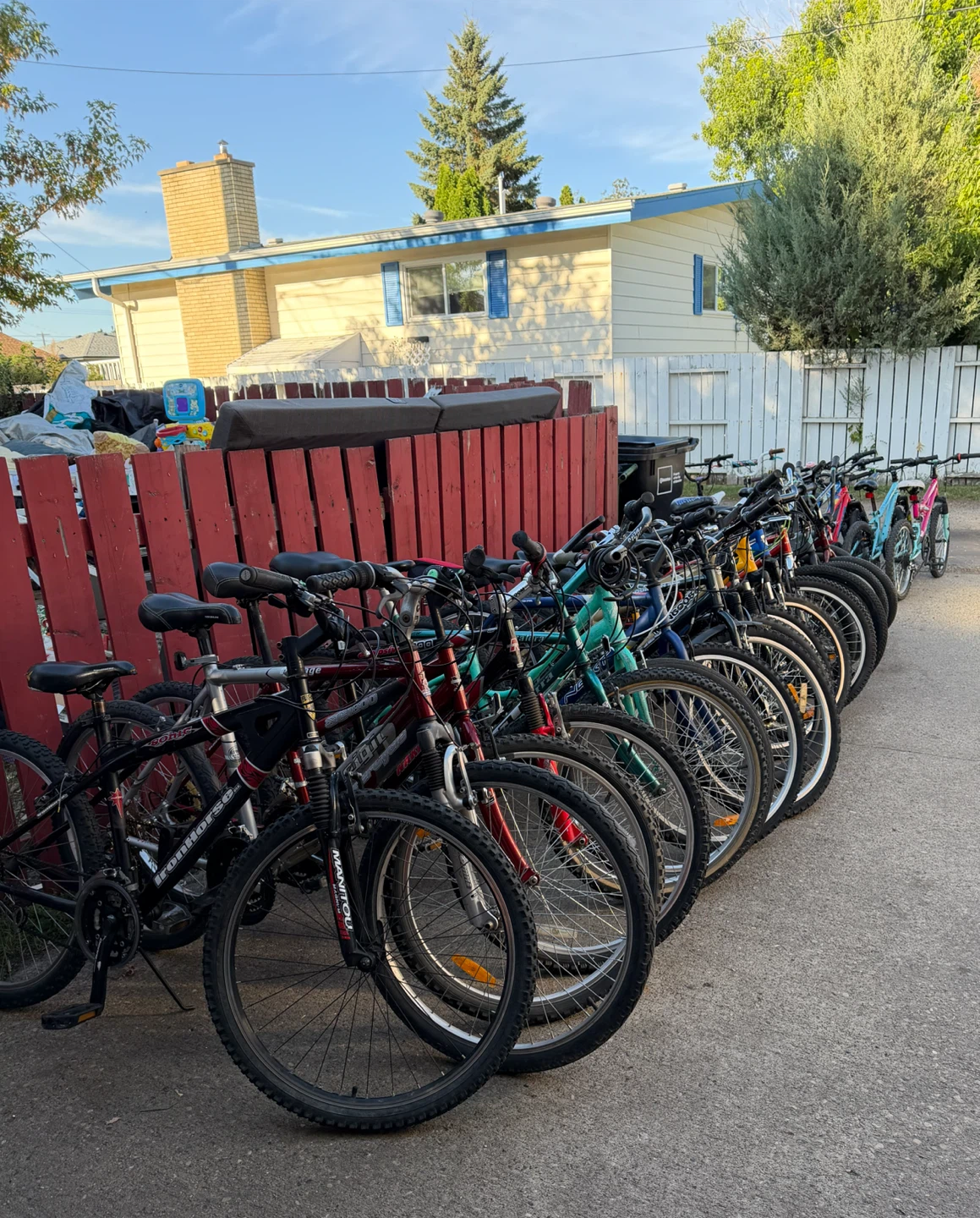 Hearts Bike sale/garage sale + Free Zone 13008-72 st - photo 2