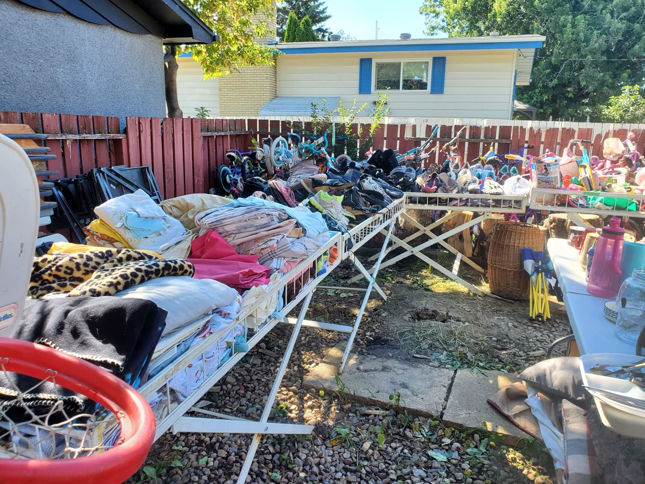Hearts Bike sale/garage sale + Free Zone 13008-72 st - photo 5