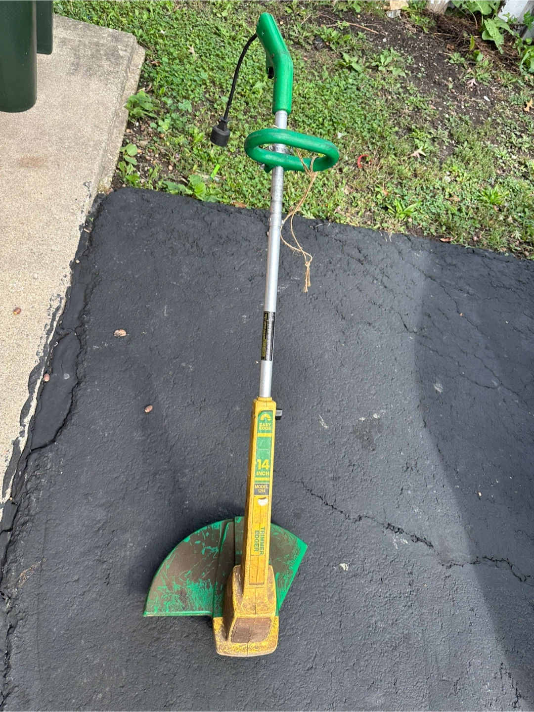 Lot of 3 Garden Trimmers and Edgers - photo 5