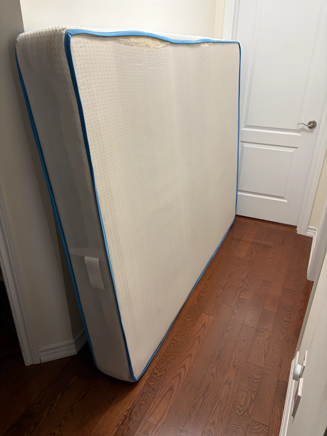 Double bed frame and mattress - photo 2