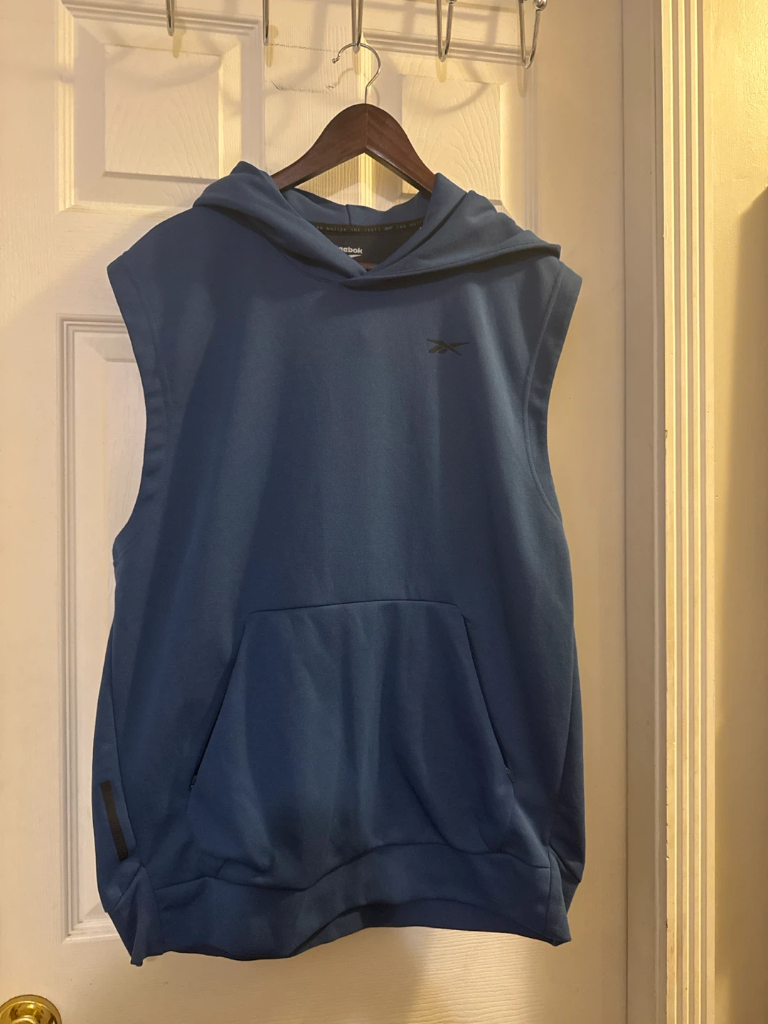 Reebok Sleeveless Hoodie Blue sz M BNWT