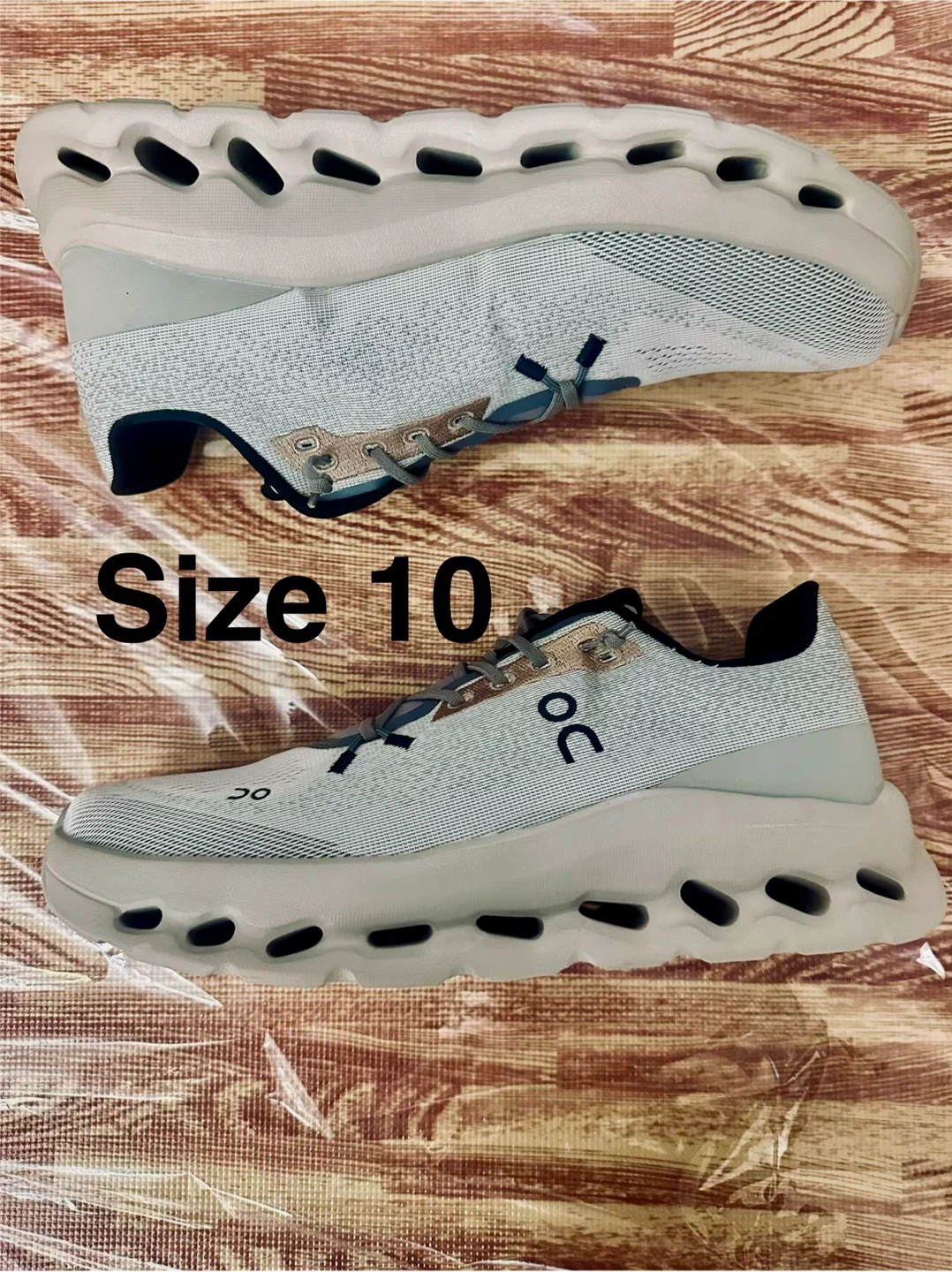 On Running Cloud Shoes Size 10 - photo 2