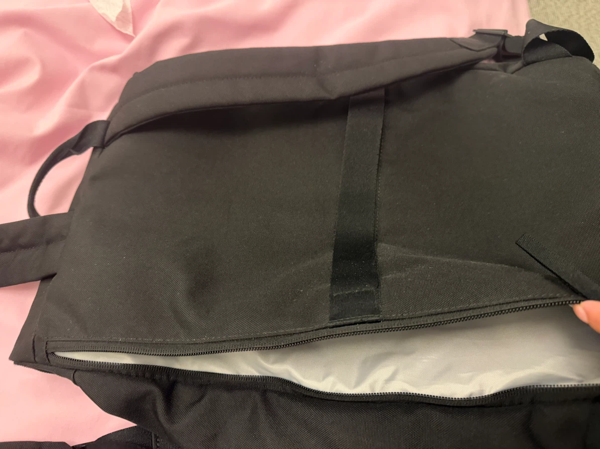 Everlane Black Backpack - photo 3