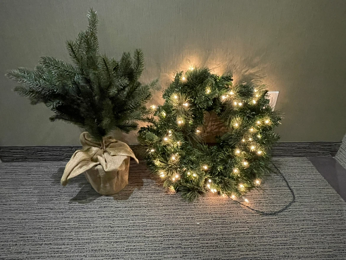 Artificial Potted Mini Christmas Tree and Lighted Wreath