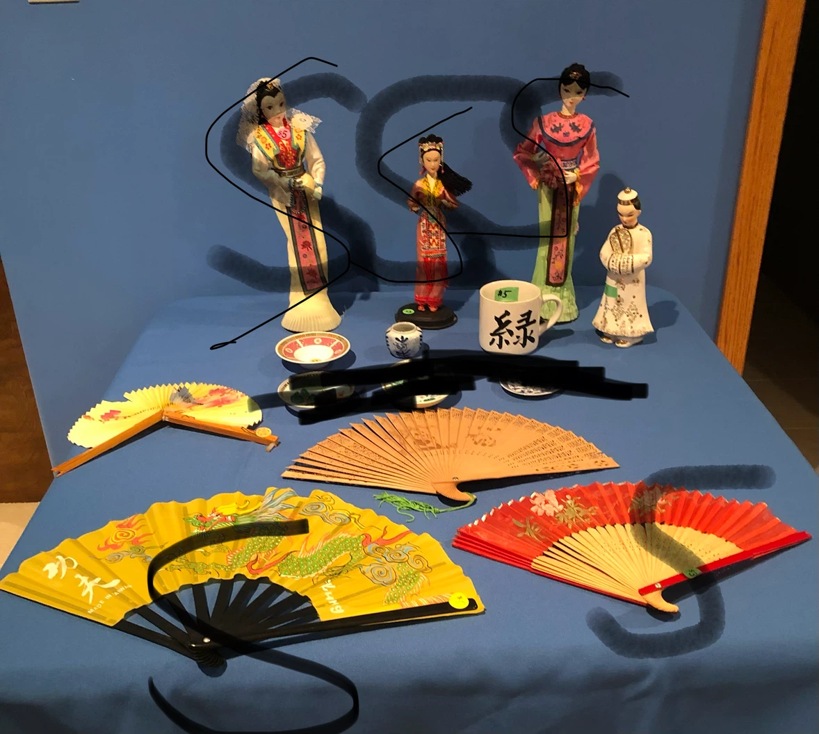 Oriental Decorations Fan and Glassware - photo 3