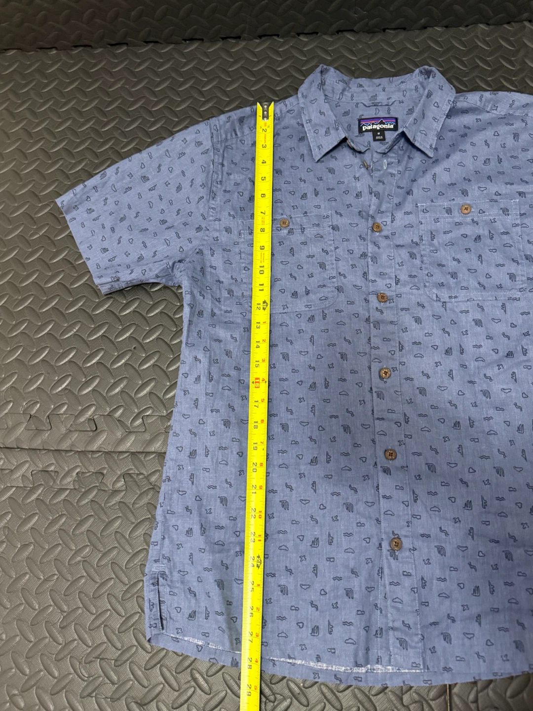 Patagonia Men's Short Sleeve Shirt - Medium - photo 5