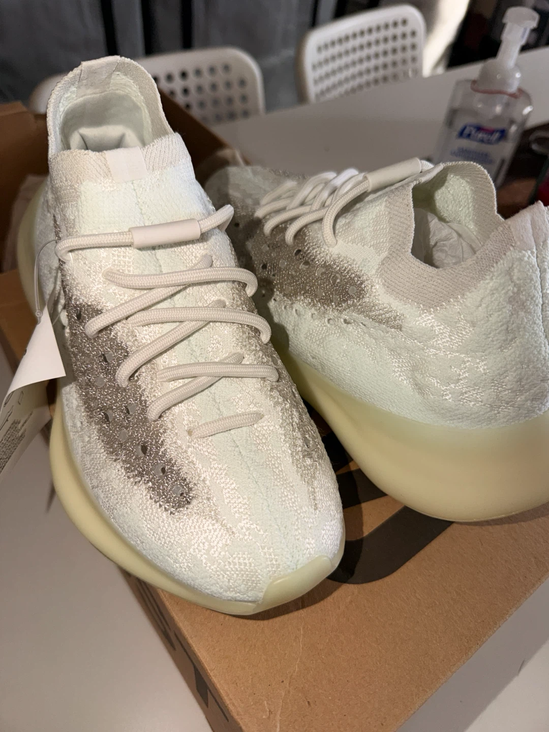 Adidas Yeezy Boost 380 - photo 4