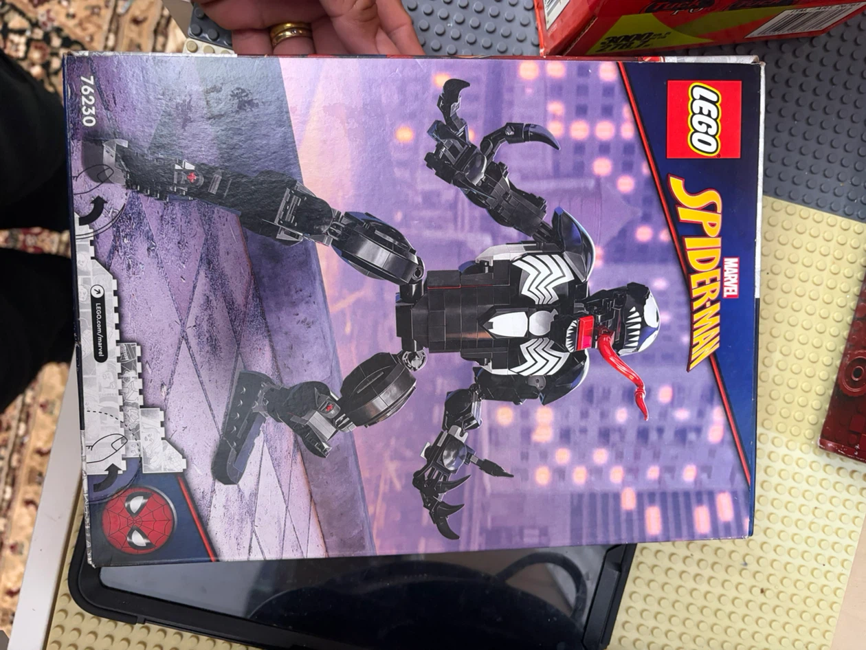LEGO Marvel Spider-Man Venom 76230 Building Toy - photo 2
