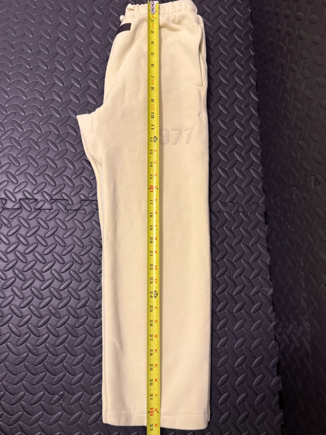 Essentials Fear of God 1977 Sweatpants - photo 4