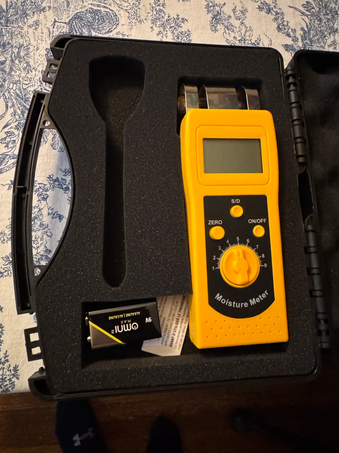 DM200T Textile Moisture Meter