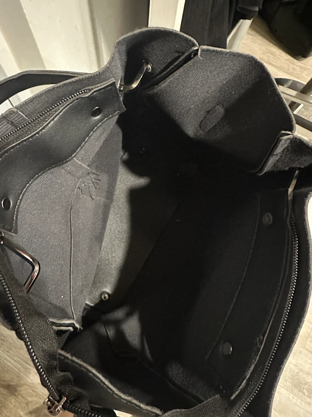 Black Handbag with Removable Strap - photo 4