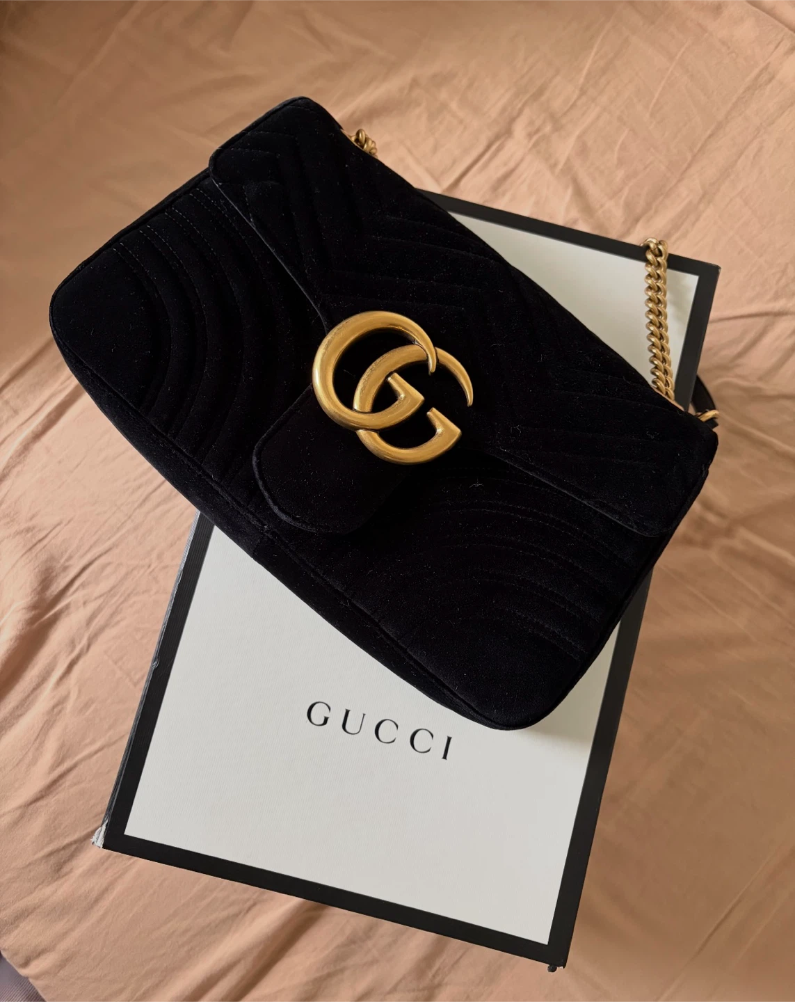 Gucci GG Marmont Velvet Shoulder Bag