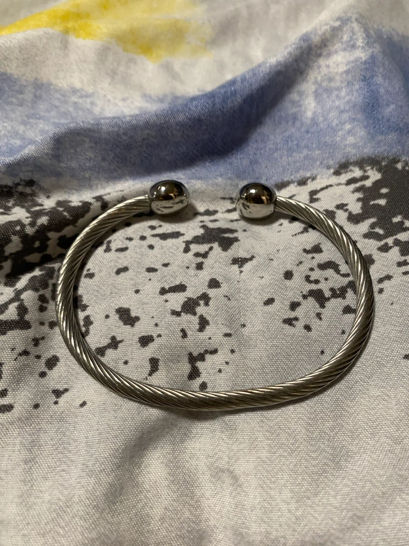 Q-Ray surgical steel Silver Tone Bracelet - photo 2