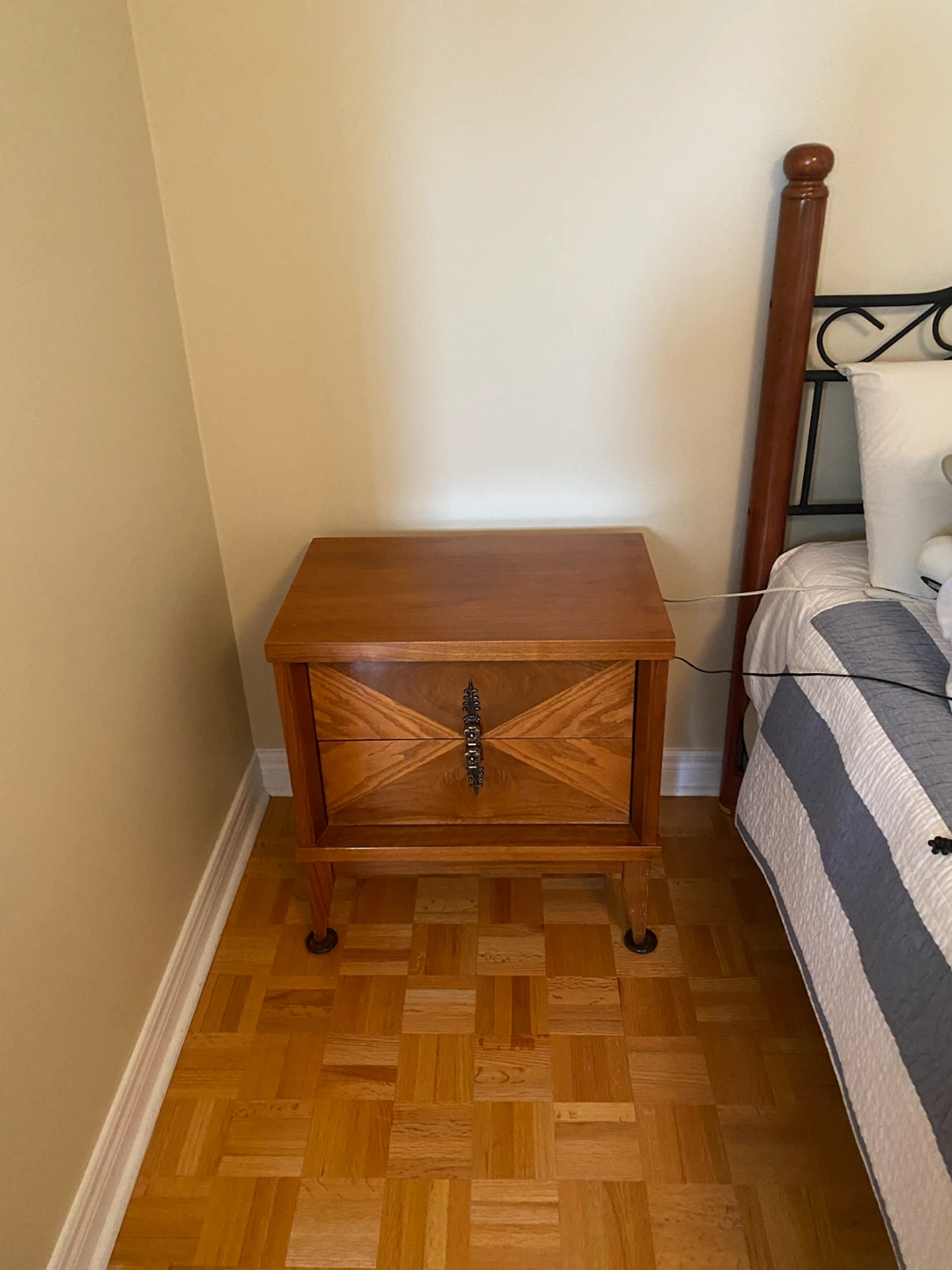 🚨 MOVING SALE! EVERYTHING MUST GO! 🏡✨