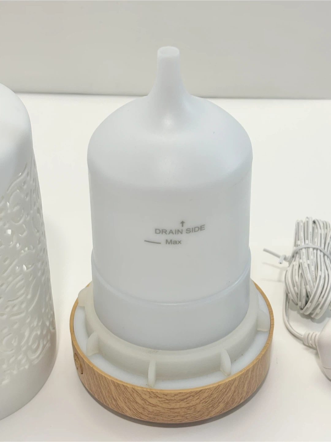 Diffuser Ceramic Essential Oil with LED Light - photo 3