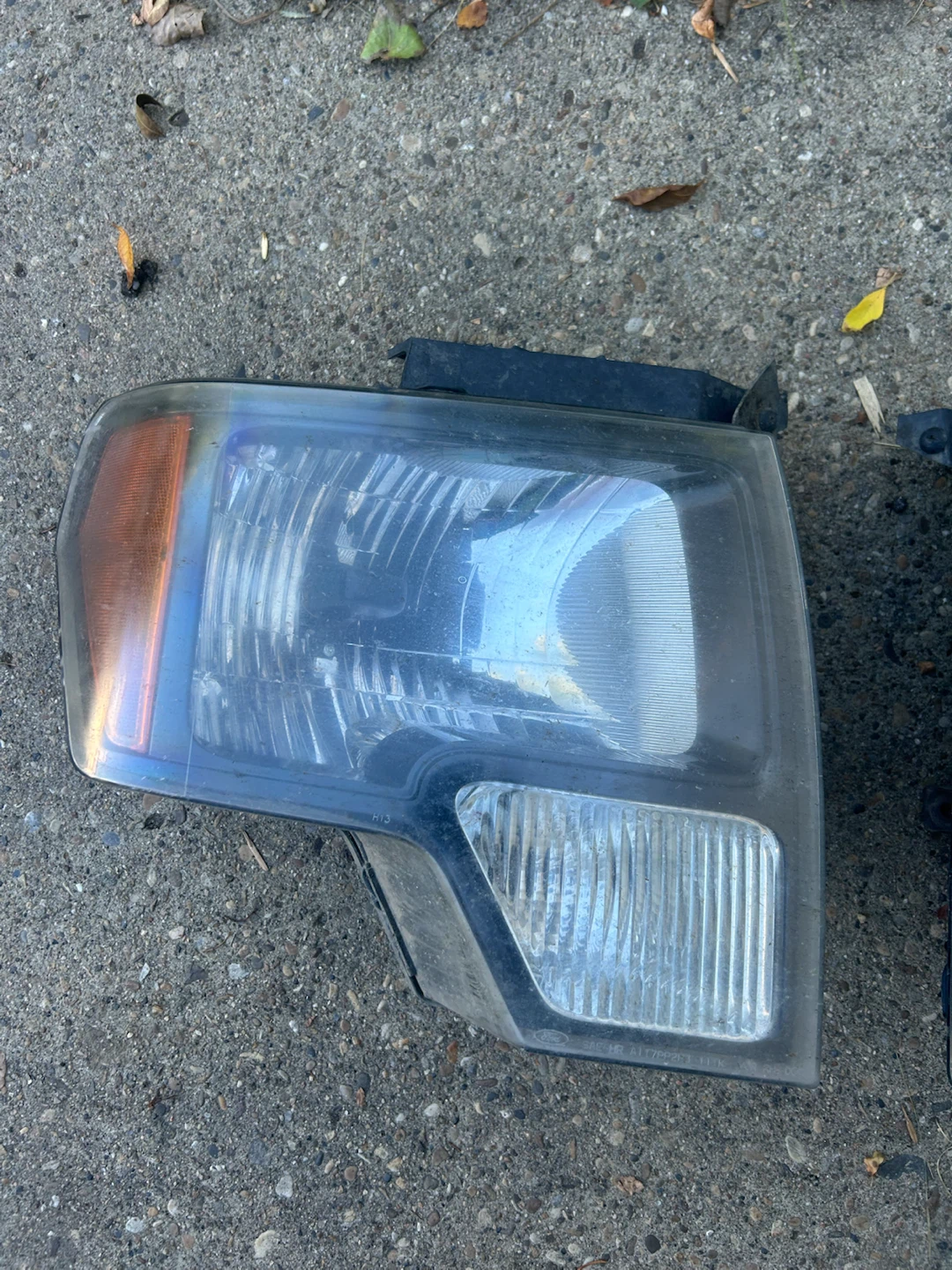 2009-2014 Ford F-150 Headlight Assembly Pair - photo 2
