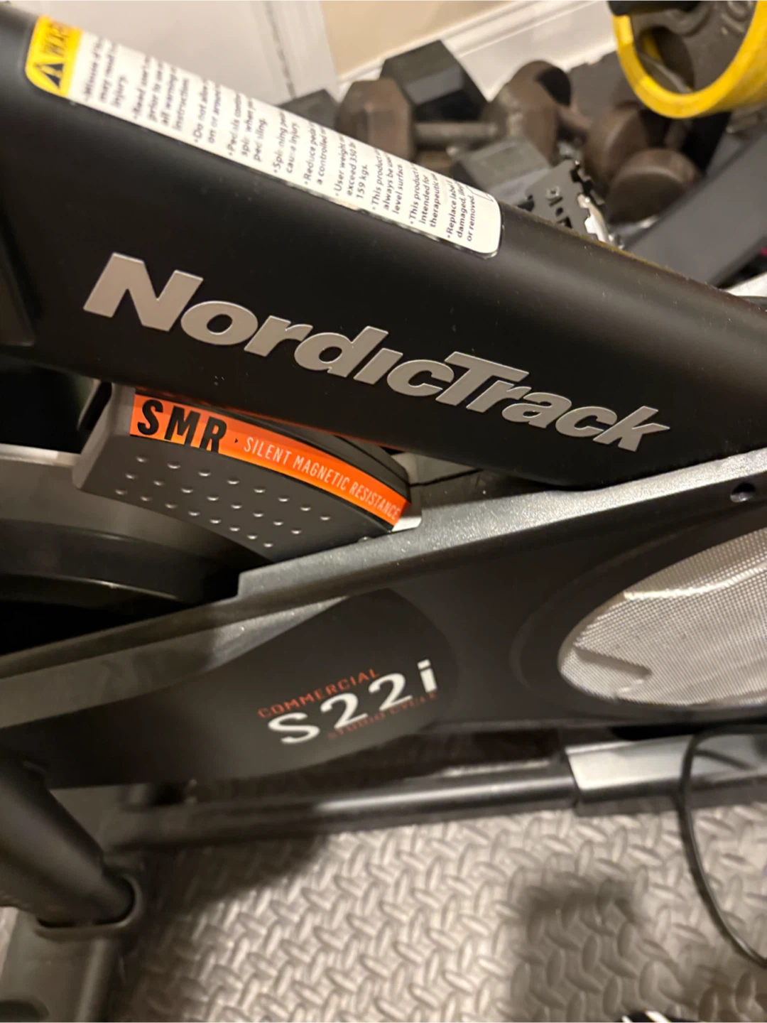 NordicTrack Commercial S22i Studio Cycle - photo 2