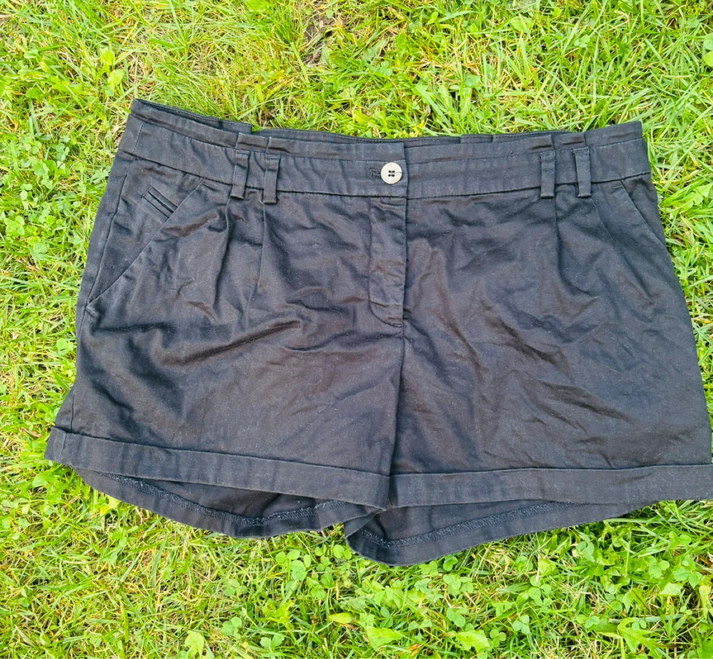 H&M Black Shorts Size 10