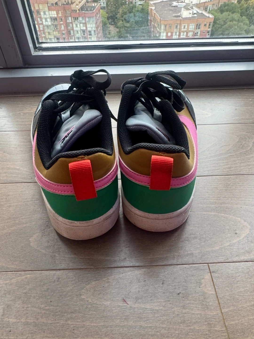 Nike Sneakers Size 7Y - photo 4