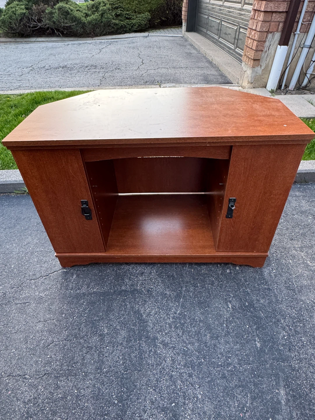 Wooden Corner TV Stand