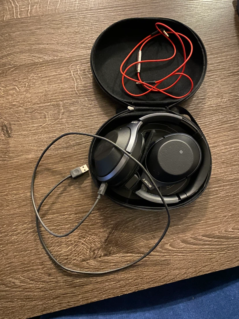 Sony Noise Cancelling Headphones