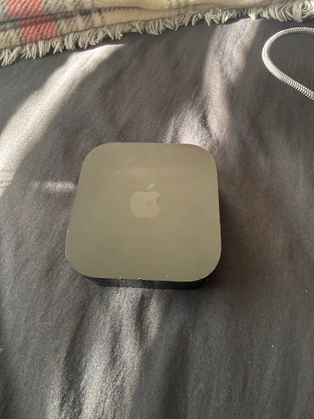 Apple TV 4K 3rd Gen 128GB Wi-Fi + Ethernet + AppleCare - photo 3