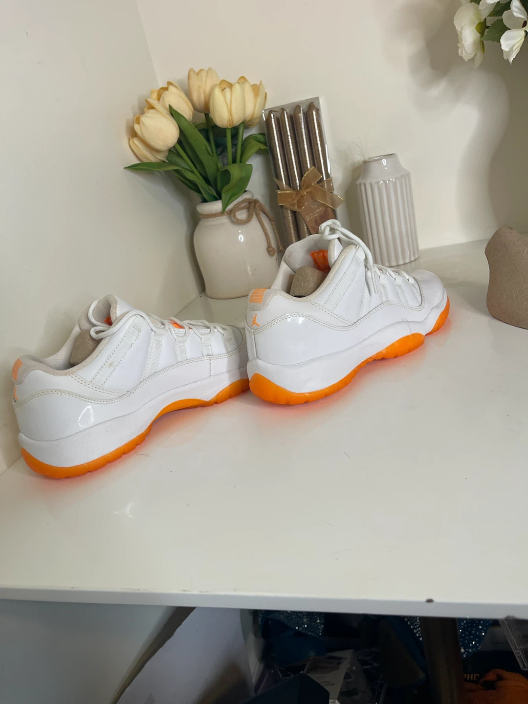 Air Jordan 11 Low White and Orange - photo 5