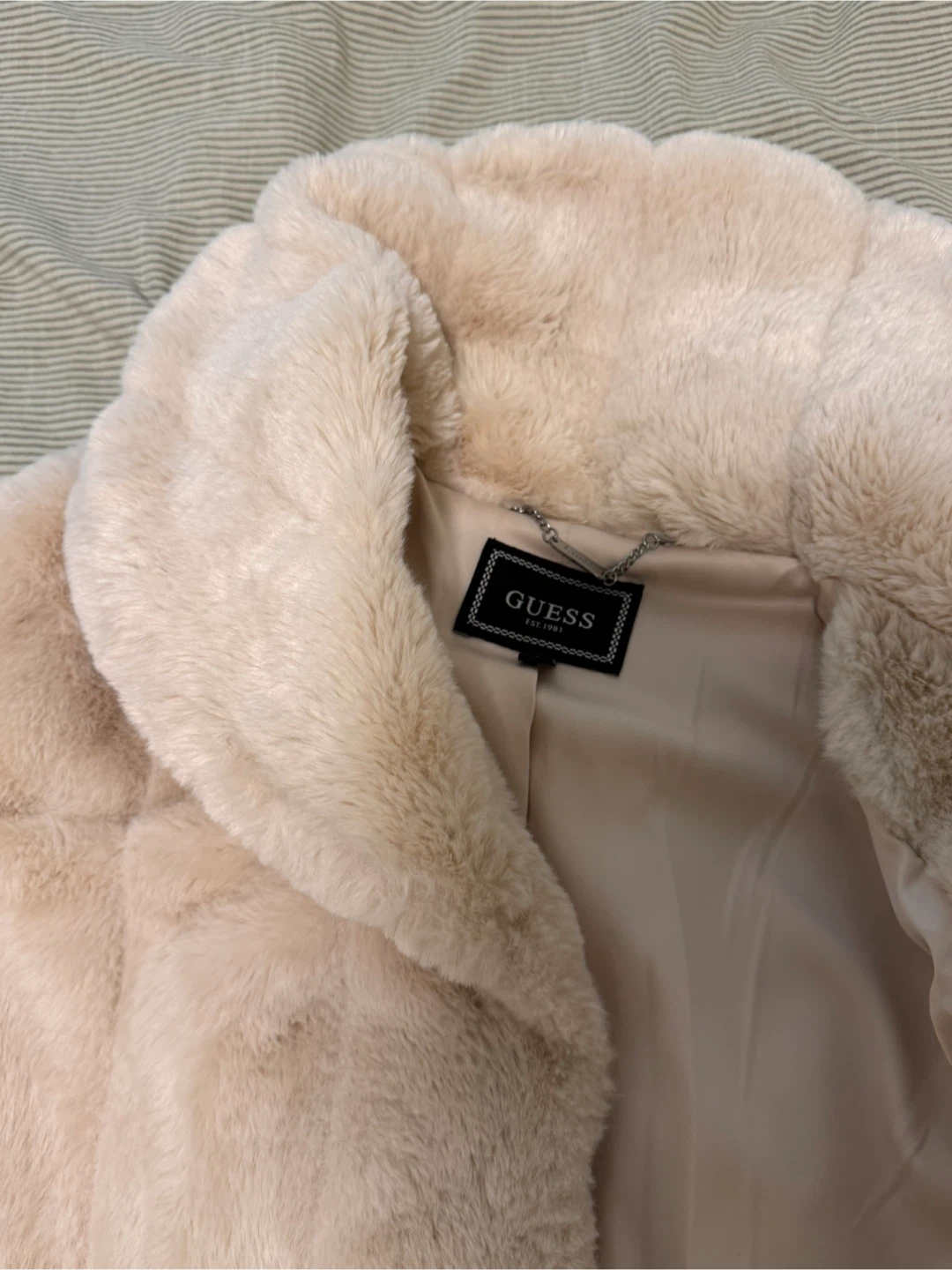 Guess Sophy Faux-Fur Jacket - photo 3