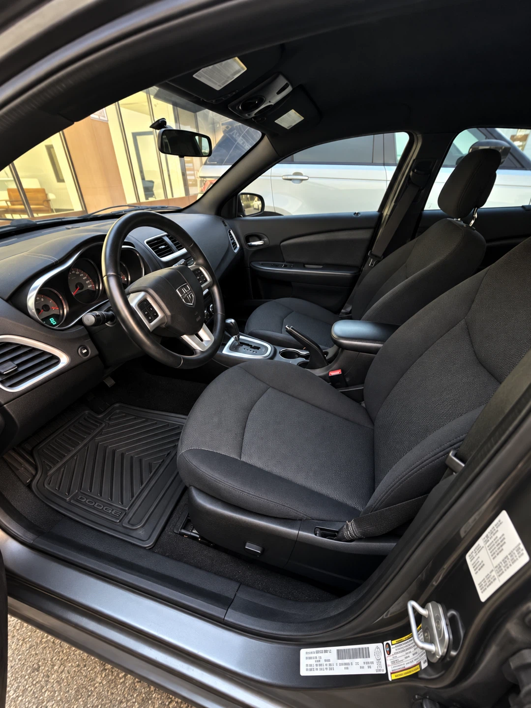 2013 Dodge Avenger SXT - photo 5