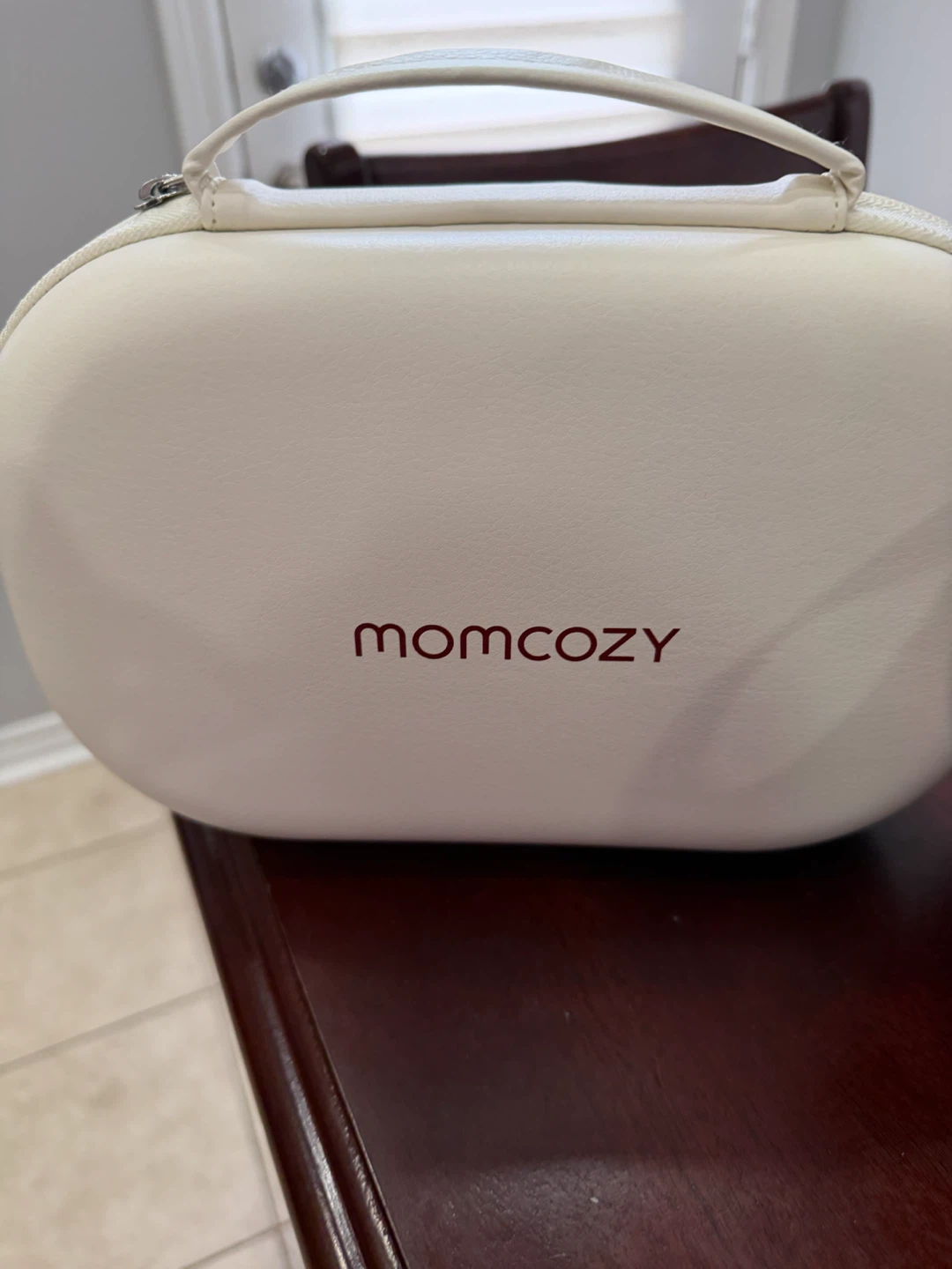 Momcozy Mobile Style Hands-Free Breast Pump – Like New 💕 - photo 3