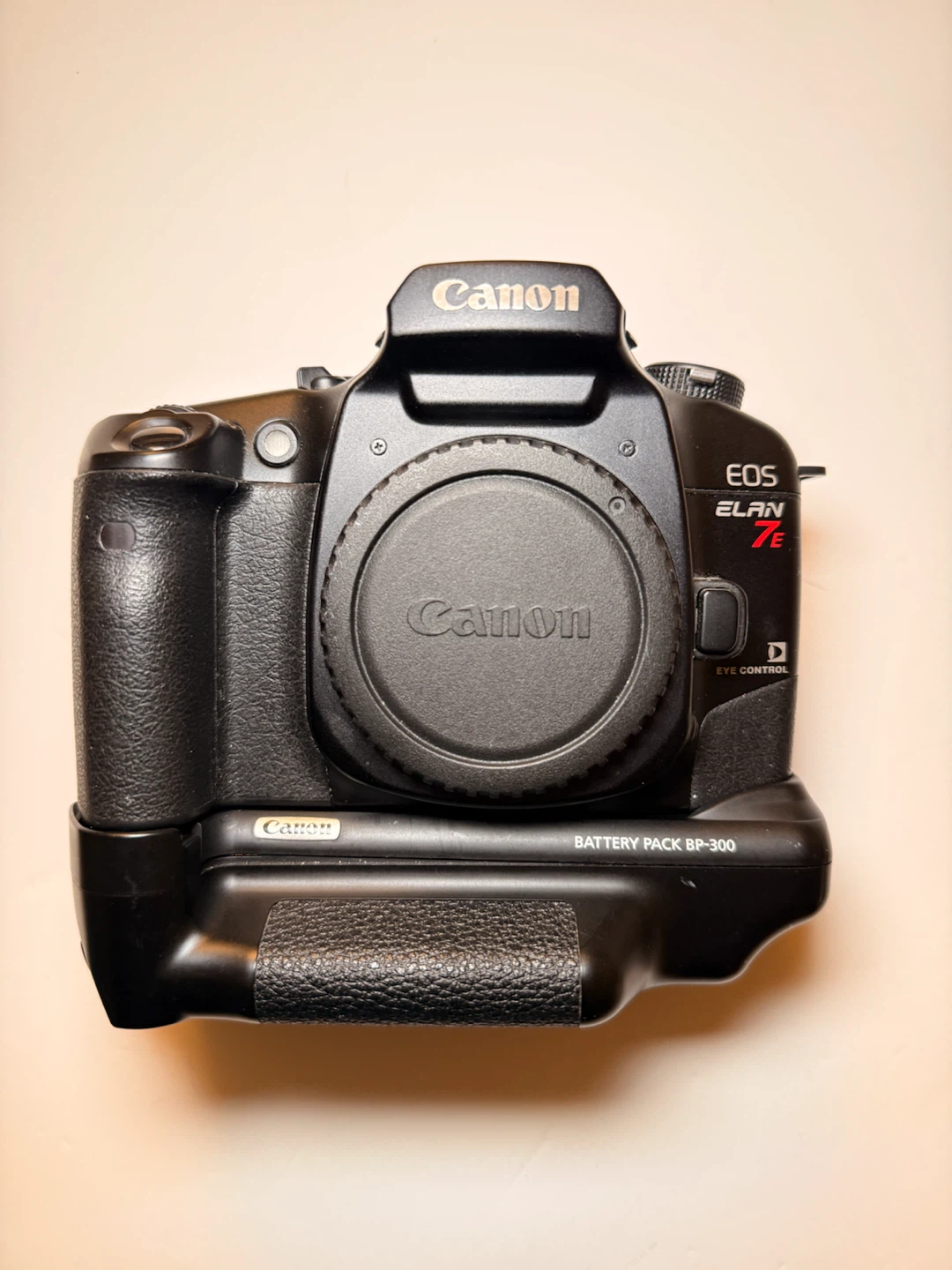 Canon EOS Elan 7E Film Camera with Battery Pack BP-300 - photo 2