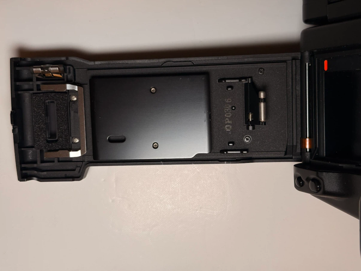 Canon EOS Elan 7E Film Camera with Battery Pack BP-300 - photo 5