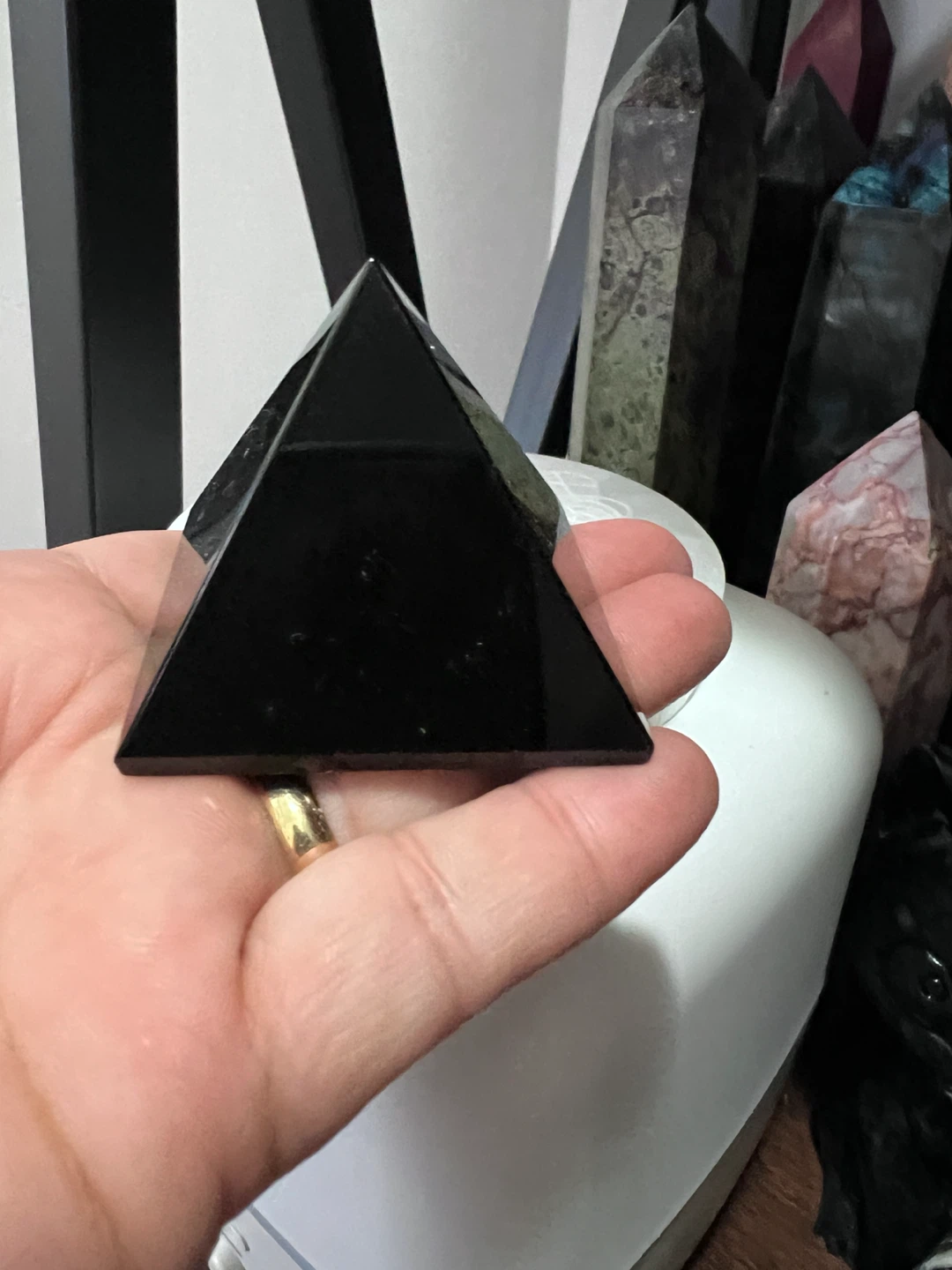 BLACK OBSIDIAN MINI PYRAMID - photo 3