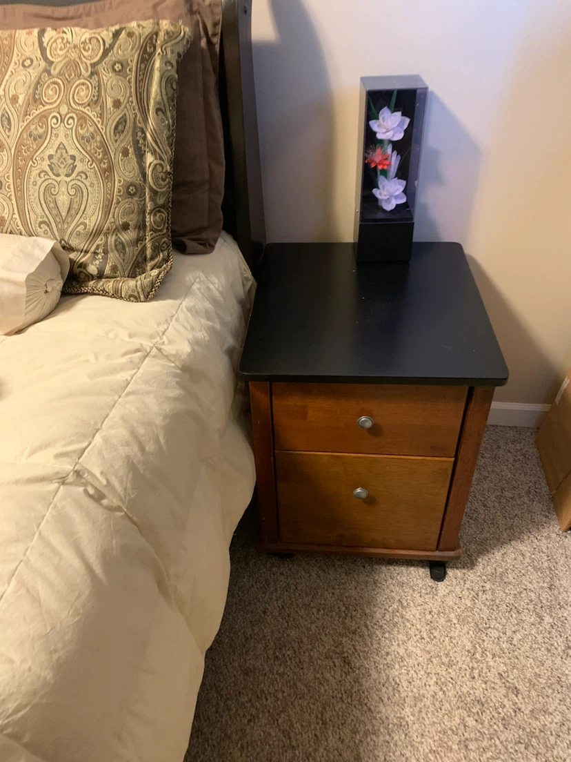 Sleigh Bed / Tall Boy Dresser / Side tables - photo 3