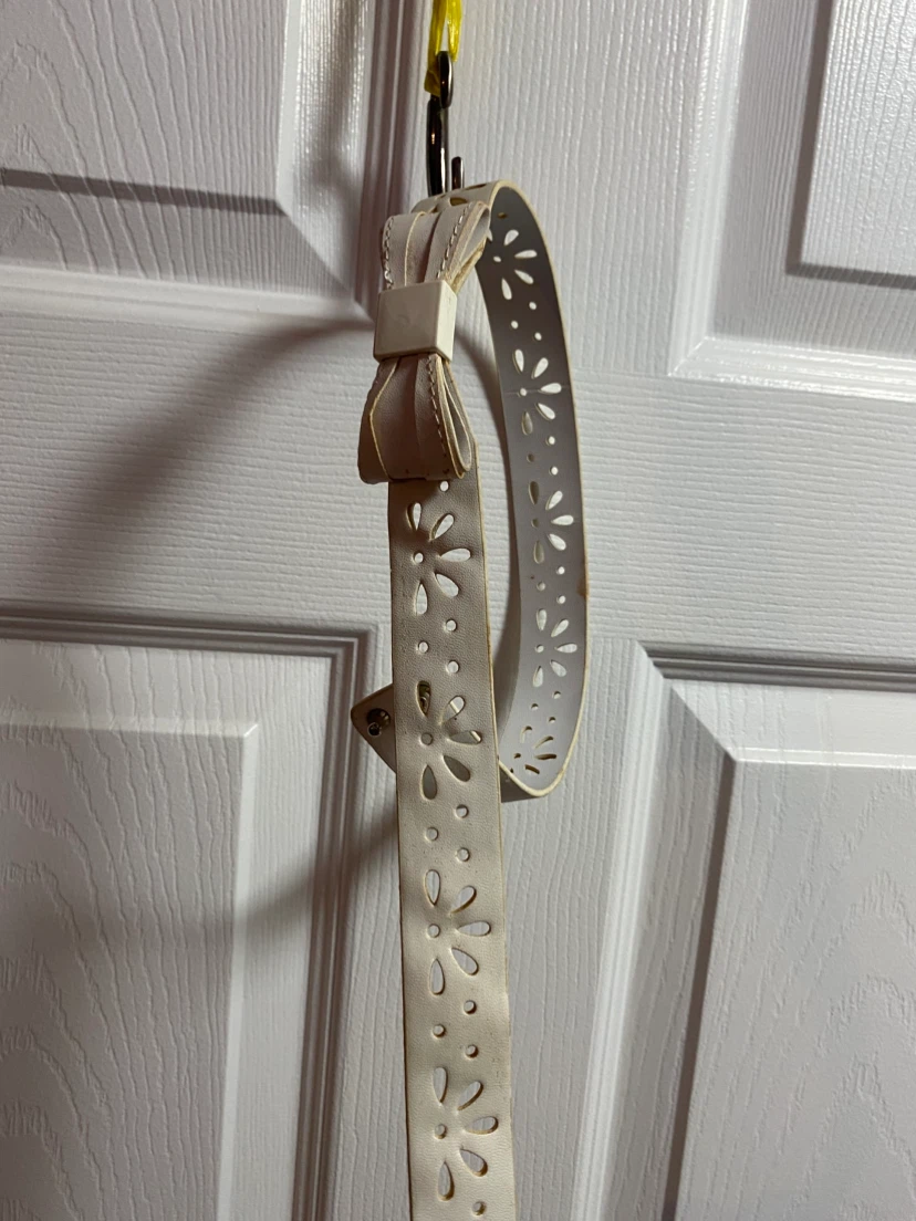 White Floral Cut-Out Bow Belt