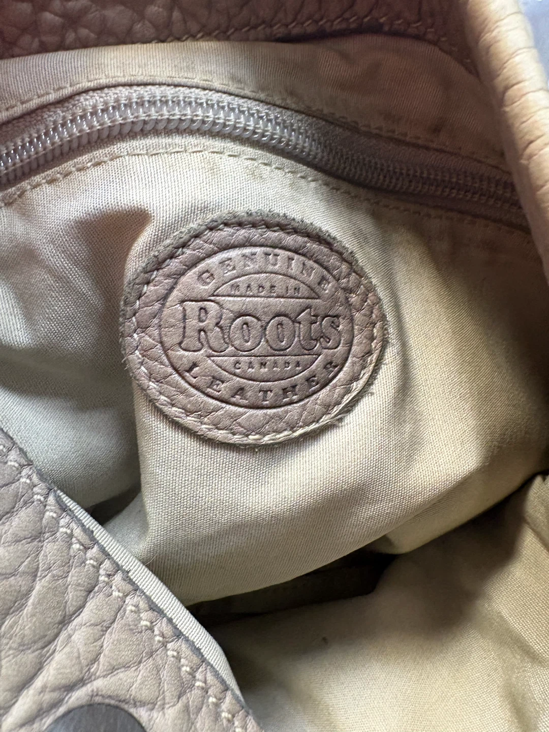 Roots “Olivia” Genuine Leather Hobo Bag - photo 4
