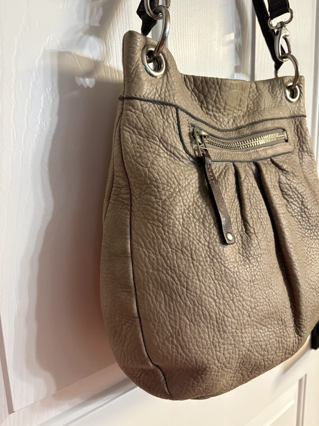 Roots “Olivia” Genuine Leather Hobo Bag - photo 5