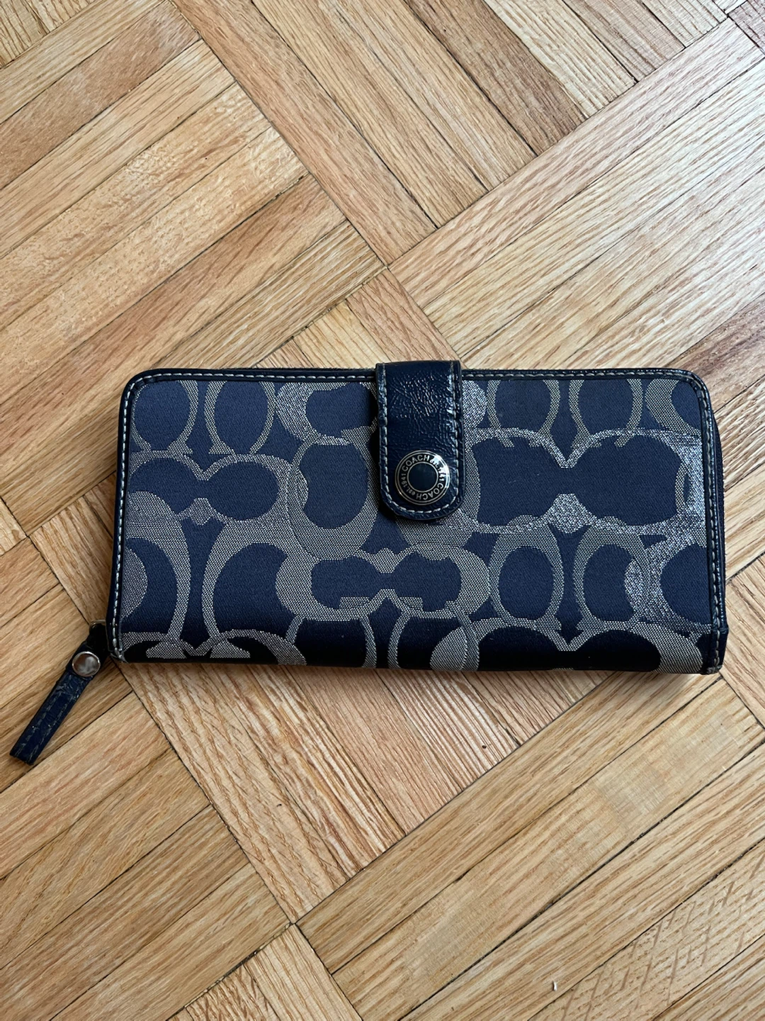 Coach Signature C Jacquard Navy Accordion Zip Around Long Wallet - photo 2