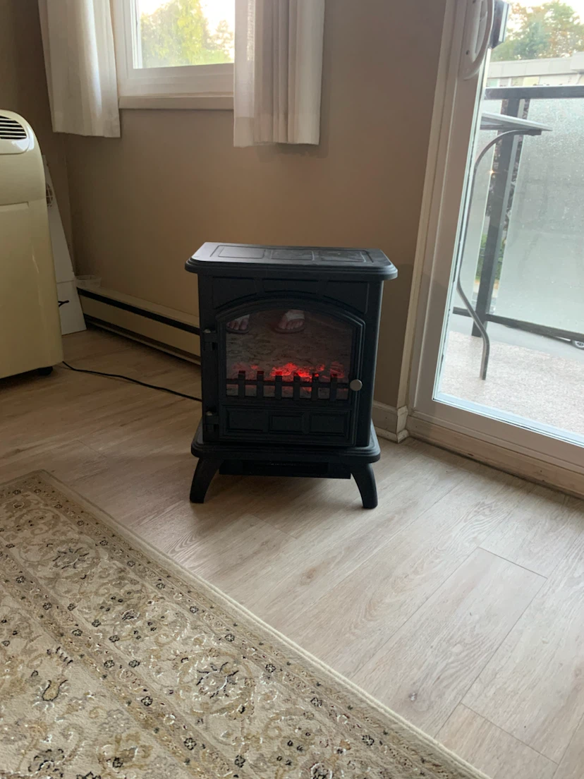 Black Electric Fireplace /Heater