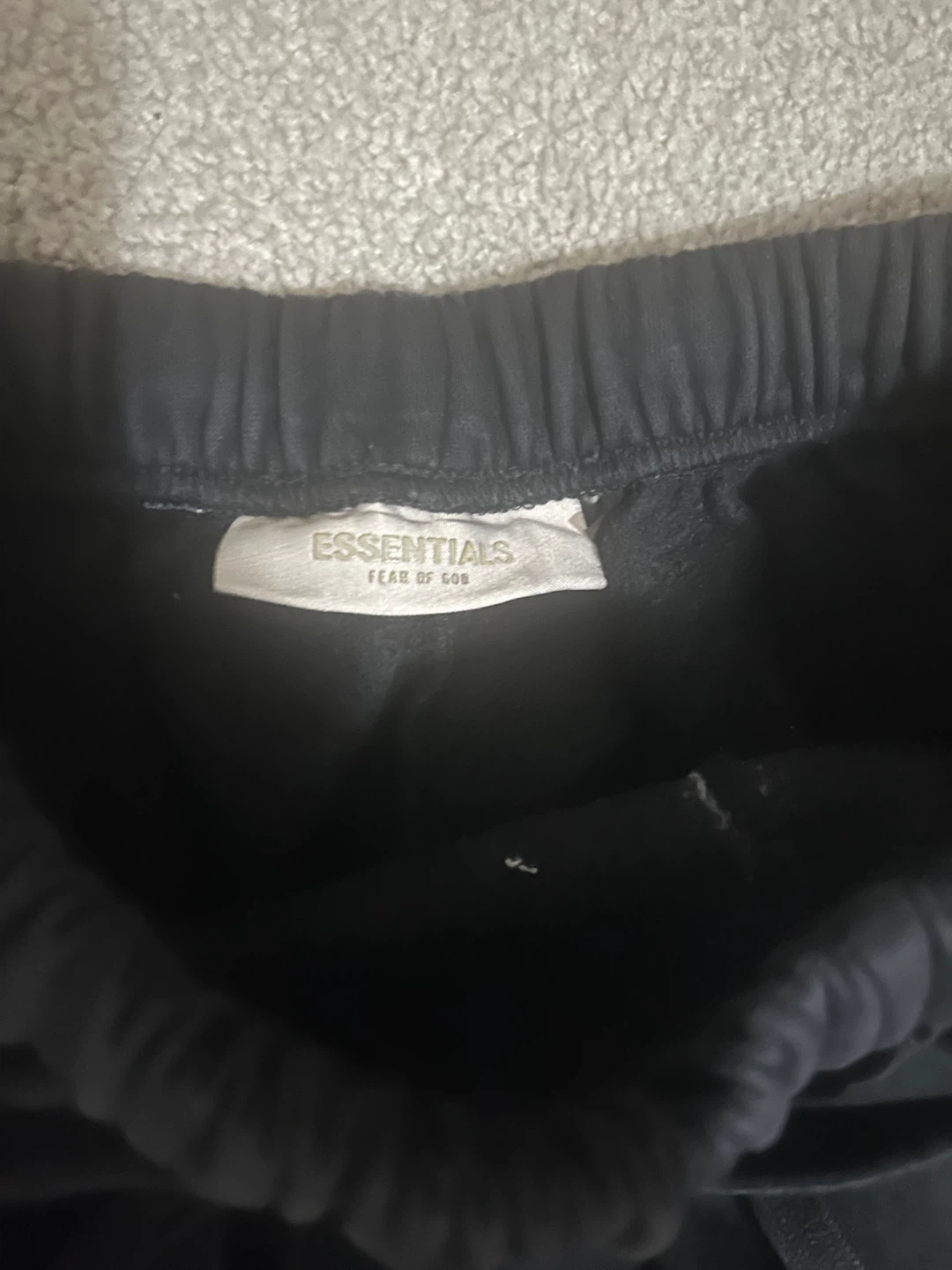 Black essentials small - photo 2
