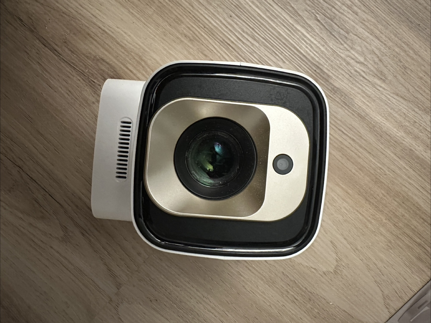 Magcubic HY310 Smart Projector - photo 4