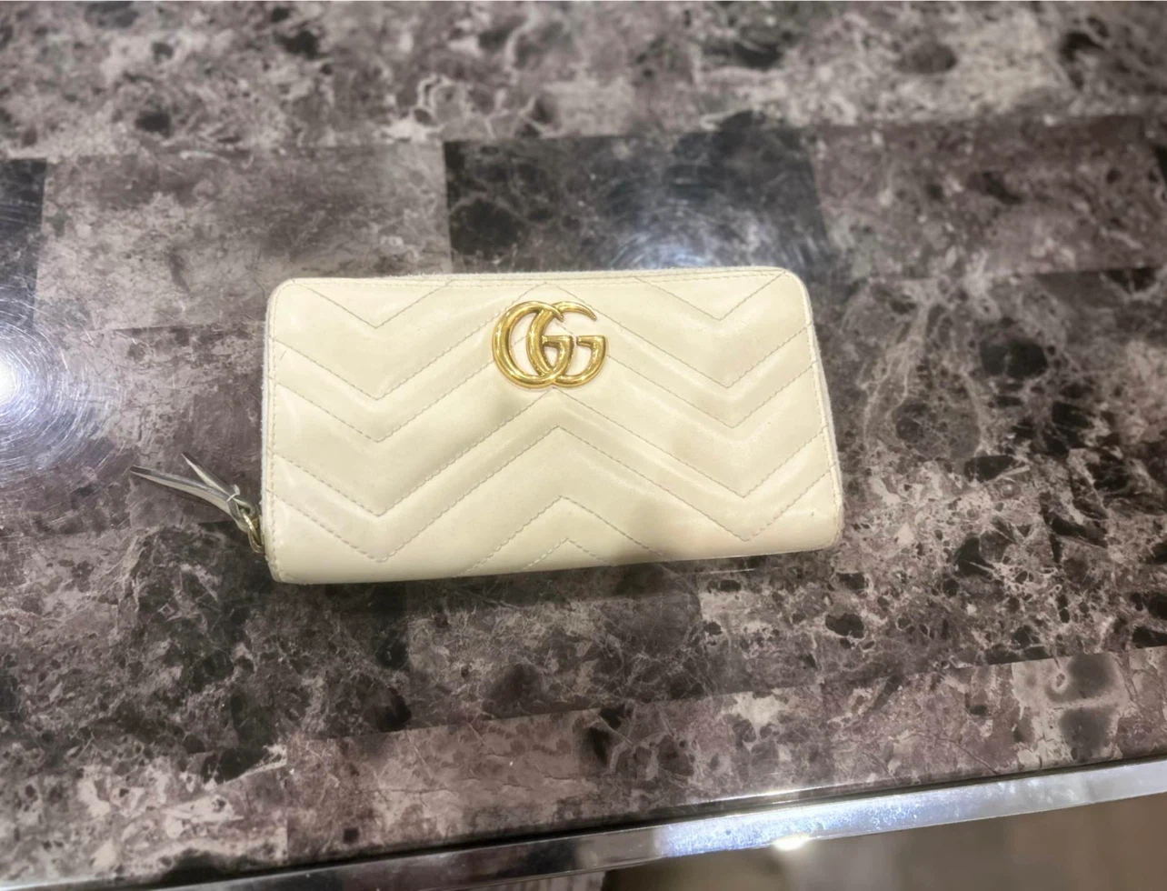 Gucci GG Marmont White Leather Zip Wallet