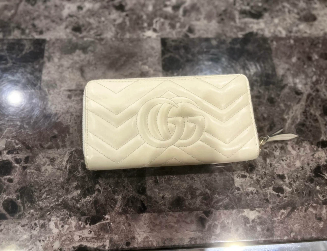 Gucci GG Marmont White Leather Zip Wallet - photo 2