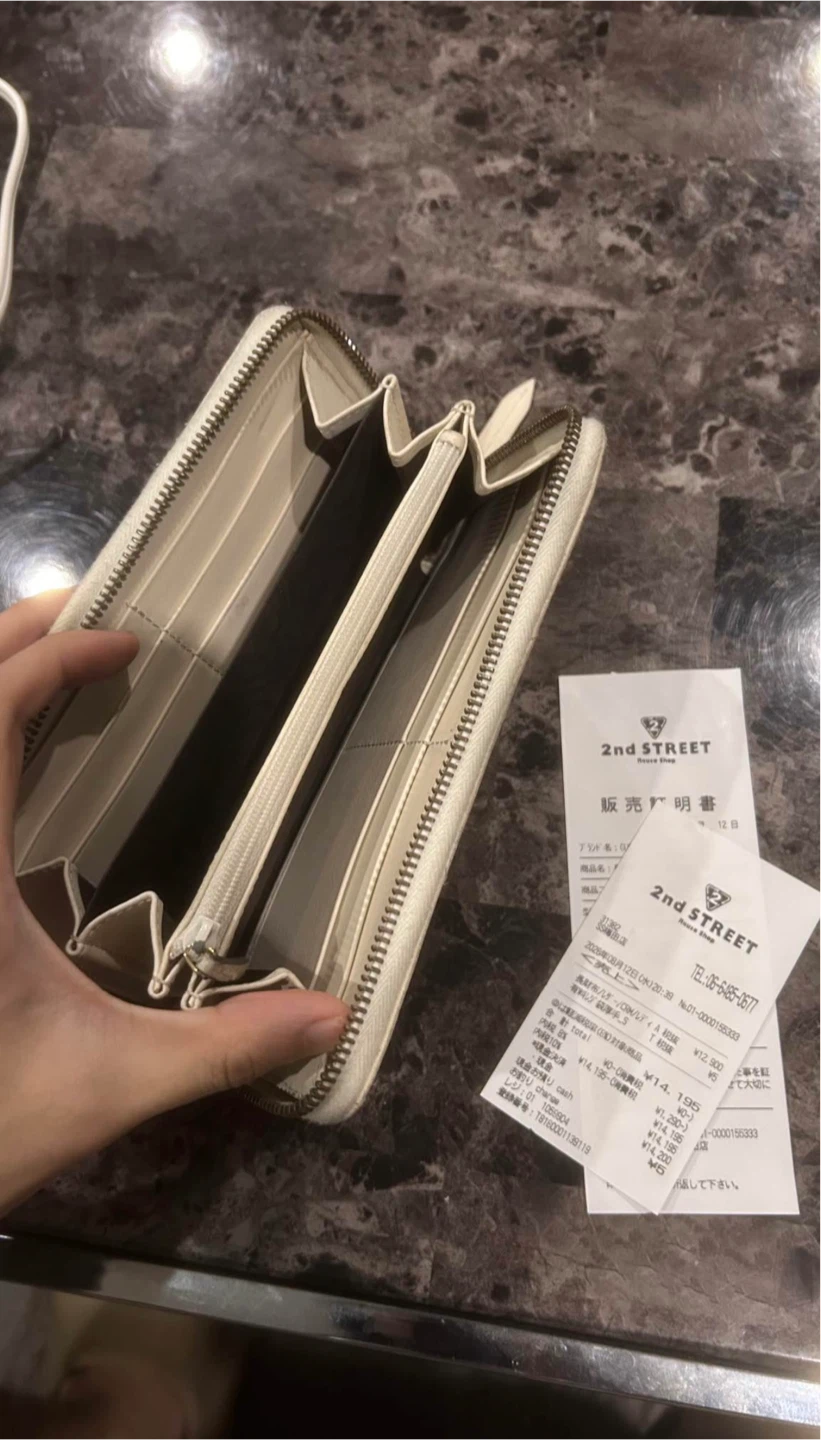 Gucci GG Marmont White Leather Zip Wallet - photo 3