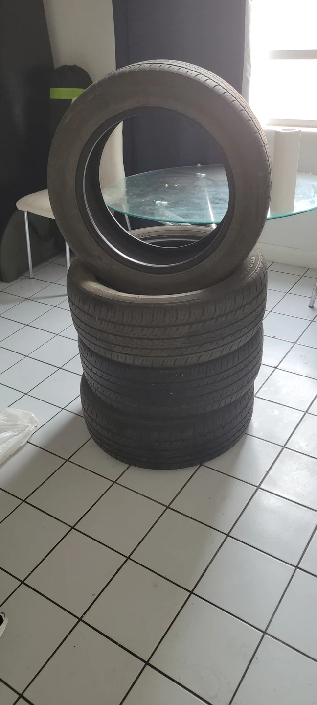 Set of 4 Toyo Proxes Tires P205/55R16 - photo 4