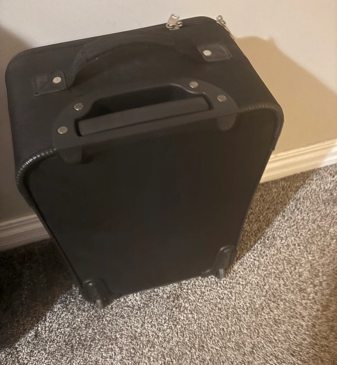 Rolling carry on - photo 2